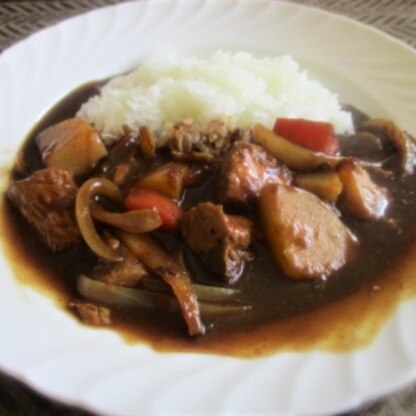 にゃんこ( •ω• )さん
サバ缶汁ごとつかえ
栄養豊富で手早く作れ
ランチに美味しく
いただきました。
(#^.^#)
ご馳走さまでした♡